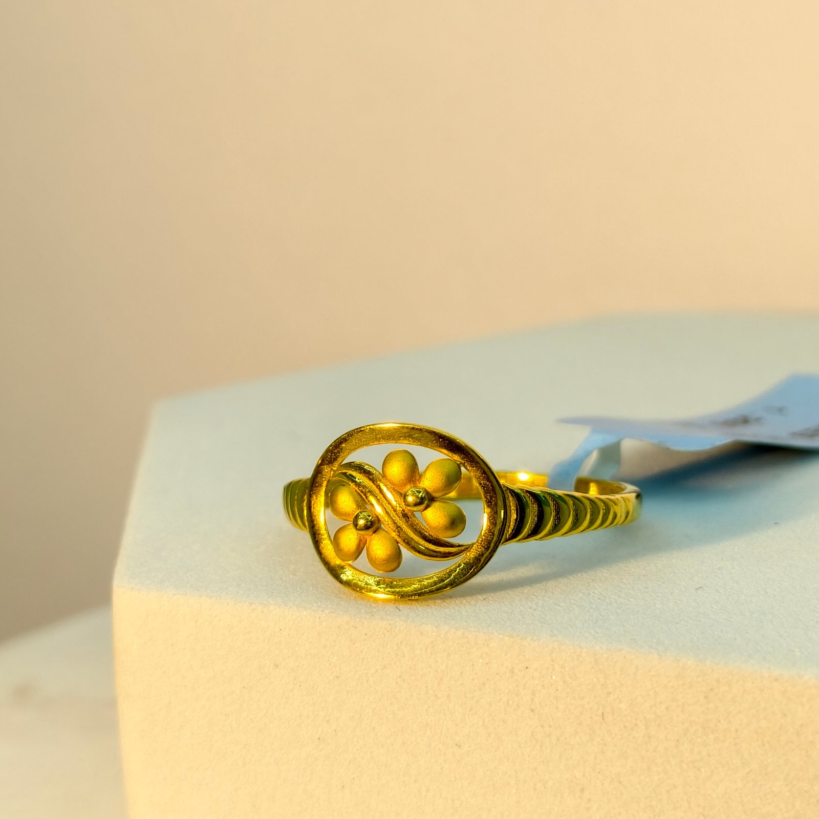 Ladies Ring 1.2 gm