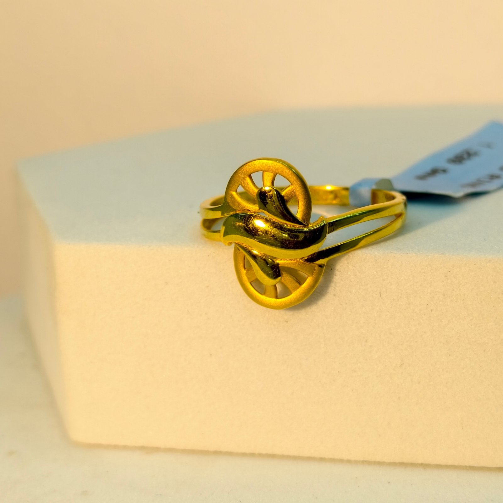 Ladies Ring 1.23 gm